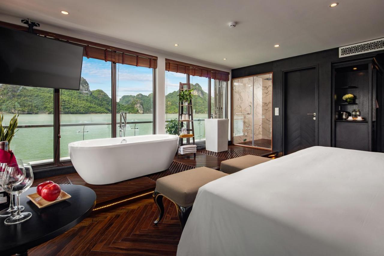 Stellar Of The Seas Cruise Hotel Ha Long Room photo